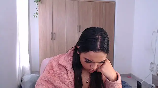 Snapshot of fairylatin222 chatting on February 2025 06:04:02 PM fairylatin222 online show from February 2025 06:04:02 PM