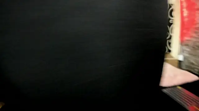 Snapshot of Cloee66 chatting on January 2025 06:32:01 PM Cloee66 online show from January 2025 06:32:01 PM