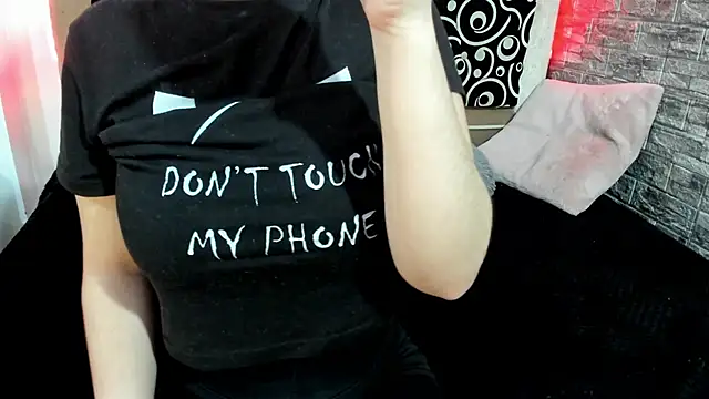 Snapshot of Cloee66 chatting on January 2025 03:50:01 PM Cloee66 online show from January 2025 03:50:01 PM