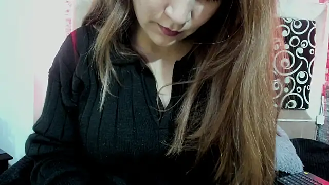 Snapshot of Cloee66 chatting on February 2025 07:54:01 PM Cloee66 online show from February 2025 07:54:01 PM