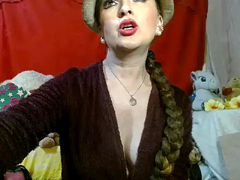 hottieperla online show from March 2026 07:54:01 PM