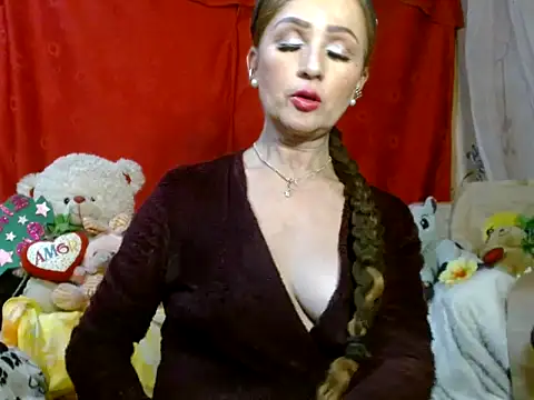 hottieperla online show from May 2026 07:23:02 PM