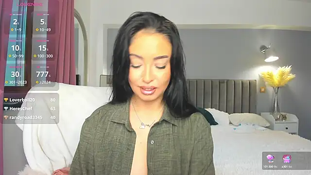 Snapshot of Awesome_Jolie chatting on October 2025 06:58:02 AM Awesome Jolie online show from October 2025 06:58:02 AM