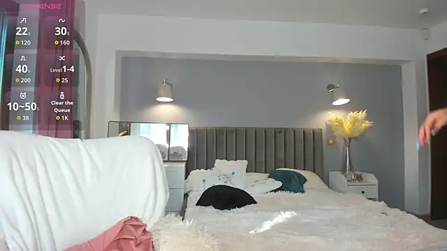 Snapshot of Awesome_Jolie chatting on October 2025 06:35:02 AM Awesome Jolie online show from October 2025 06:35:02 AM