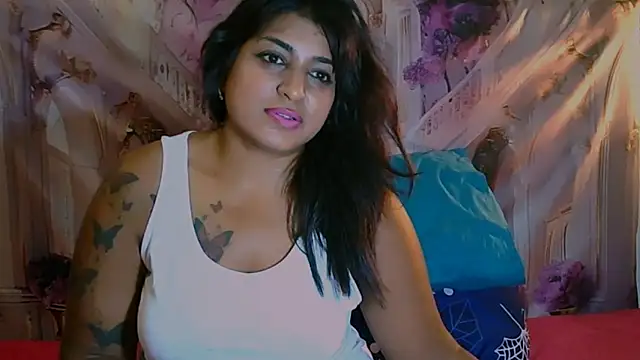 Snapshot of RoyalIndianCreamPuff chatting on February 2026 05:27:02 PM RoyalIndianCreamPuff online show from February 2026 05:27:02 PM