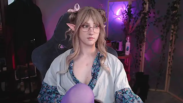 Snapshot of Rory_Pink chatting on March 2025 09:48:02 AM Rory Pink online show from March 2025 09:48:02 AM