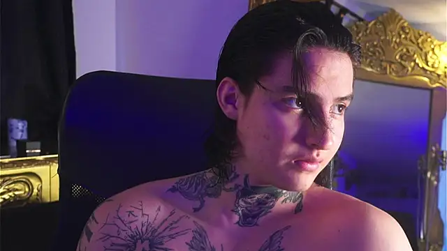 dantecoppolaa  online show from December 2024 09:33:02 PM