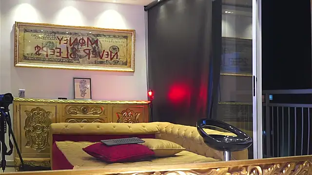 dantecoppolaa  online show from February 2026 01:49:01 AM