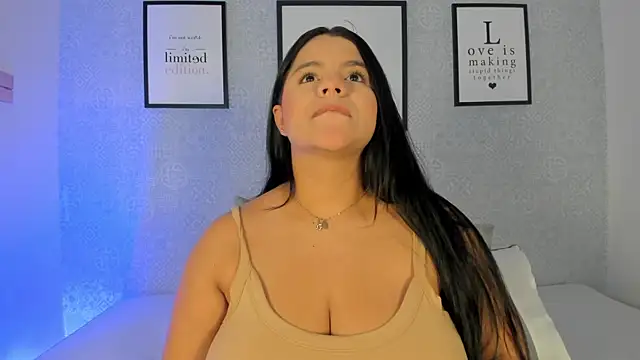 Natasha harper online show from April 2026 12:21:01 PM