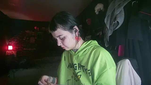 MoorderxDoll online show from December 2024 06:02:02 PM