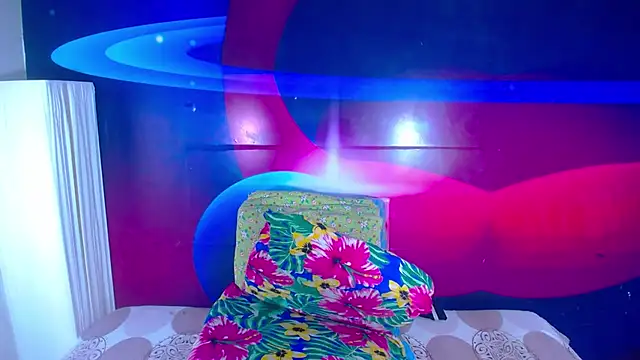 Cristalxxts online show from January 2025 04:38:01 PM