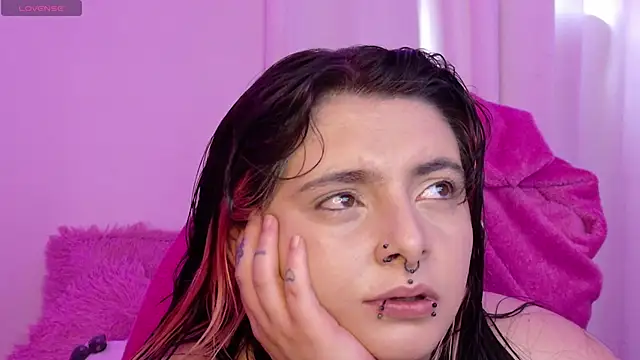 Sachi Meow online show from May 2026 07:08:01 PM