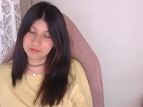 Snapshot of has_Zky chatting on May 2026 09:21:01 PM has Zky online show from May 2026 09:21:01 PM