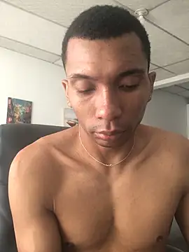 Aaronblack1  online show from May 2026 02:33:02 PM