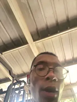 Aaronblack1  online show from May 2026 05:19:02 PM