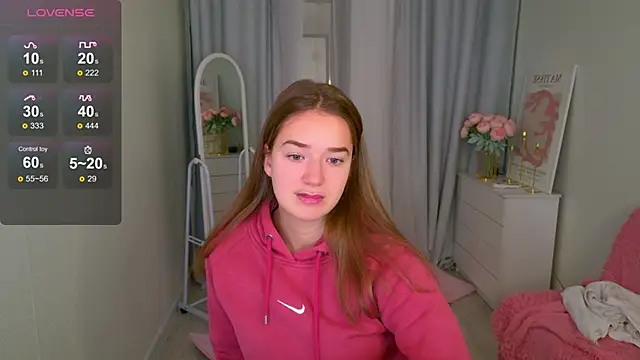 LovelyJessie online show from November 2025 01:46:02 PM