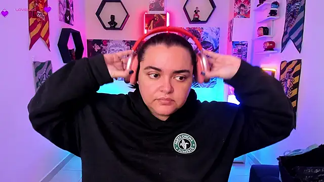 Snapshot of Luise_Meyrink chatting on December 2024 02:47:02 AM Luise Meyrink online show from December 2024 02:47:02 AM