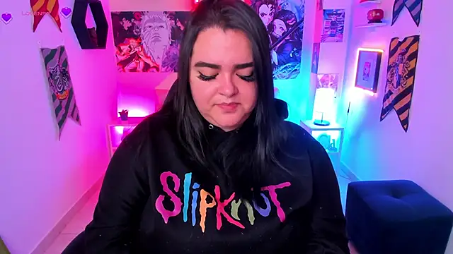 Snapshot of Luise_Meyrink chatting on December 2024 05:33:02 AM Luise Meyrink online show from December 2024 05:33:02 AM