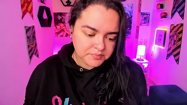 Snapshot of Luise_Meyrink chatting on January 2025 02:52:01 AM Luise Meyrink online show from January 2025 02:52:01 AM