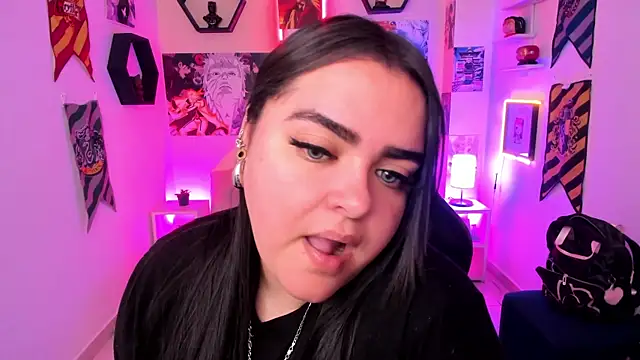 Snapshot of Luise_Meyrink chatting on January 2025 05:09:01 AM Luise Meyrink online show from January 2025 05:09:01 AM