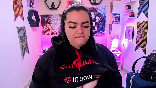 Snapshot of Luise_Meyrink chatting on February 2025 02:19:01 AM Luise Meyrink online show from February 2025 02:19:01 AM