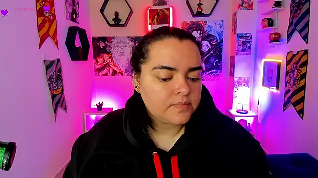 Snapshot of Luise_Meyrink chatting on February 2025 02:58:01 AM Luise Meyrink online show from February 2025 02:58:01 AM