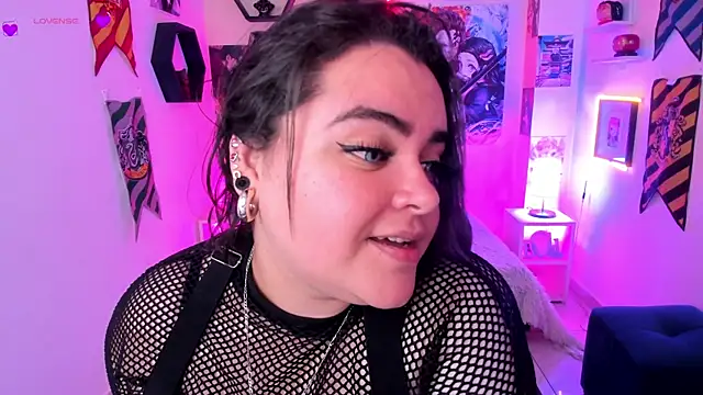 Snapshot of Luise_Meyrink chatting on February 2025 05:26:02 AM Luise Meyrink online show from February 2025 05:26:02 AM