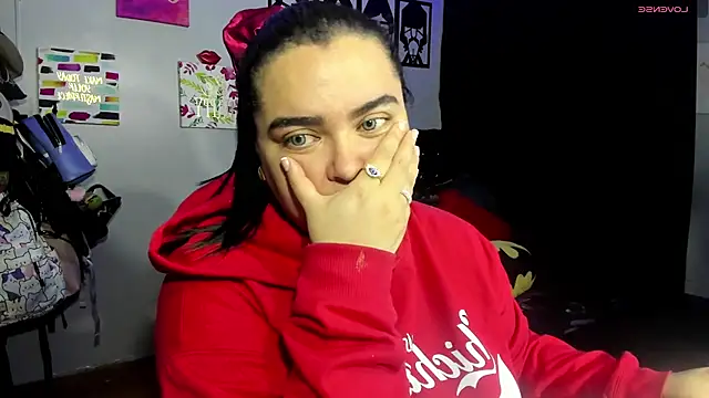 Snapshot of Luise_Meyrink chatting on February 2025 07:39:02 AM Luise Meyrink online show from February 2025 07:39:02 AM