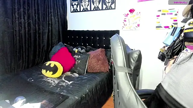 Snapshot of Luise_Meyrink chatting on February 2025 07:55:02 AM Luise Meyrink online show from February 2025 07:55:02 AM