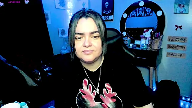 Snapshot of Luise_Meyrink chatting on March 2025 06:54:02 AM Luise Meyrink online show from March 2025 06:54:02 AM