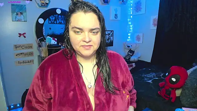 Snapshot of Luise_Meyrink chatting on March 2025 04:03:02 AM Luise Meyrink online show from March 2025 04:03:02 AM