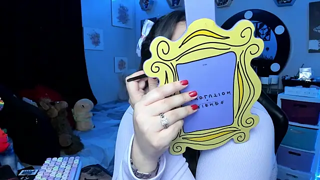 Snapshot of Luise_Meyrink chatting on October 2025 02:30:02 AM Luise Meyrink online show from October 2025 02:30:02 AM