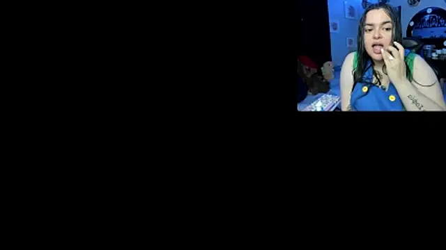 Snapshot of Luise_Meyrink chatting on October 2025 03:20:02 AM Luise Meyrink online show from October 2025 03:20:02 AM