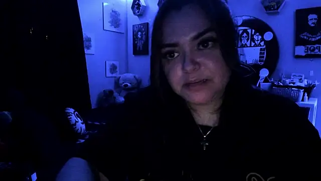 Snapshot of Luise_Meyrink chatting on December 2025 02:40:02 AM Luise Meyrink online show from December 2025 02:40:02 AM