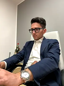 masterboss  online show from December 2024 12:44:01 PM