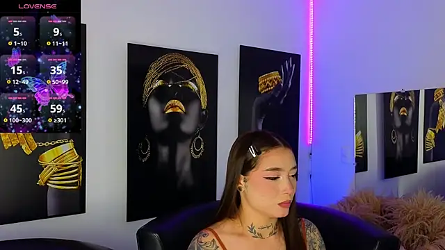  brenna hanson online show from February 2025 07:42:02 PM