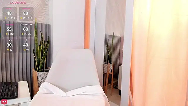 Sally Azmani  online show from December 2025 02:03:01 PM