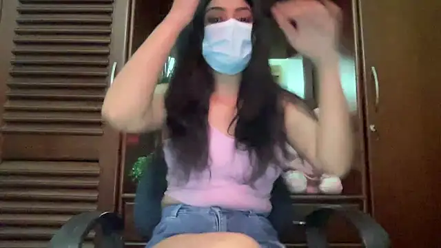 Princess Lily online show from December 2025 04:45:02 PM