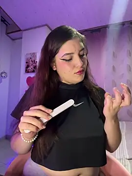 Snapshot of Lady_Kaisa chatting on March 2025 03:55:02 AM Lady Kaisa online show from March 2025 03:55:02 AM