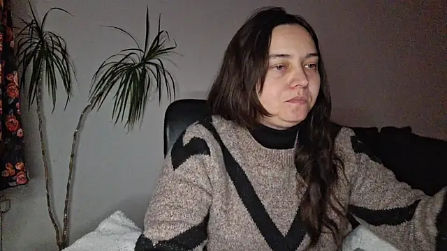 Cyndee Winter online show from December 2025 07:54:02 PM