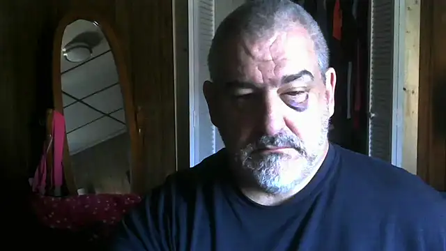 Snapshot of fire193 chatting on December 2025 03:40:02 PM fire193 online show from December 2025 03:40:02 PM