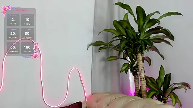 Snapshot of Jentokio chatting on October 2025 09:04:02 PM Jentokio online show from October 2025 09:04:02 PM