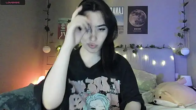 Anisawithlove online show from December 2024 02:24:02 PM