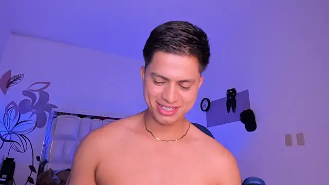 Niicky1  online show from January 2025 11:34:02 PM