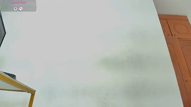 Snapshot of Breisy_bigboobs chatting on November 2025 07:41:02 PM Breisy bigboobs online show from November 2025 07:41:02 PM