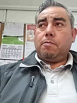 Manolete007x online show from December 2025 10:38:02 PM