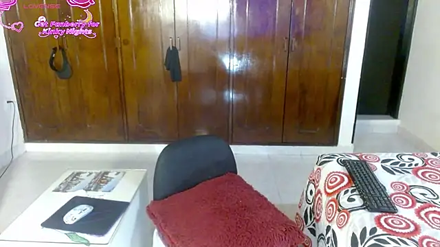 Snapshot of Daniella_Fellers chatting on May 2026 05:53:01 PM Daniella Fellers online show from May 2026 05:53:01 PM