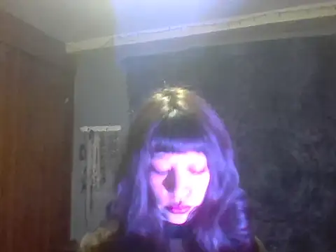 Snapshot of Fo0xybby chatting on May 2026 11:01:04 PM Fo0xybby online show from May 2026 11:01:04 PM