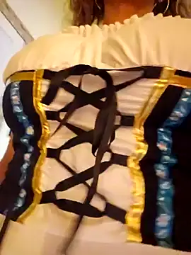 Snapshot of Erotic_and_Exotic chatting on November 2025 08:33:02 PM Erotic and Exotic online show from November 2025 08:33:02 PM