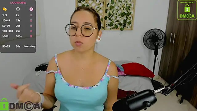 isa loves cum online show from November 2025 02:17:02 AM